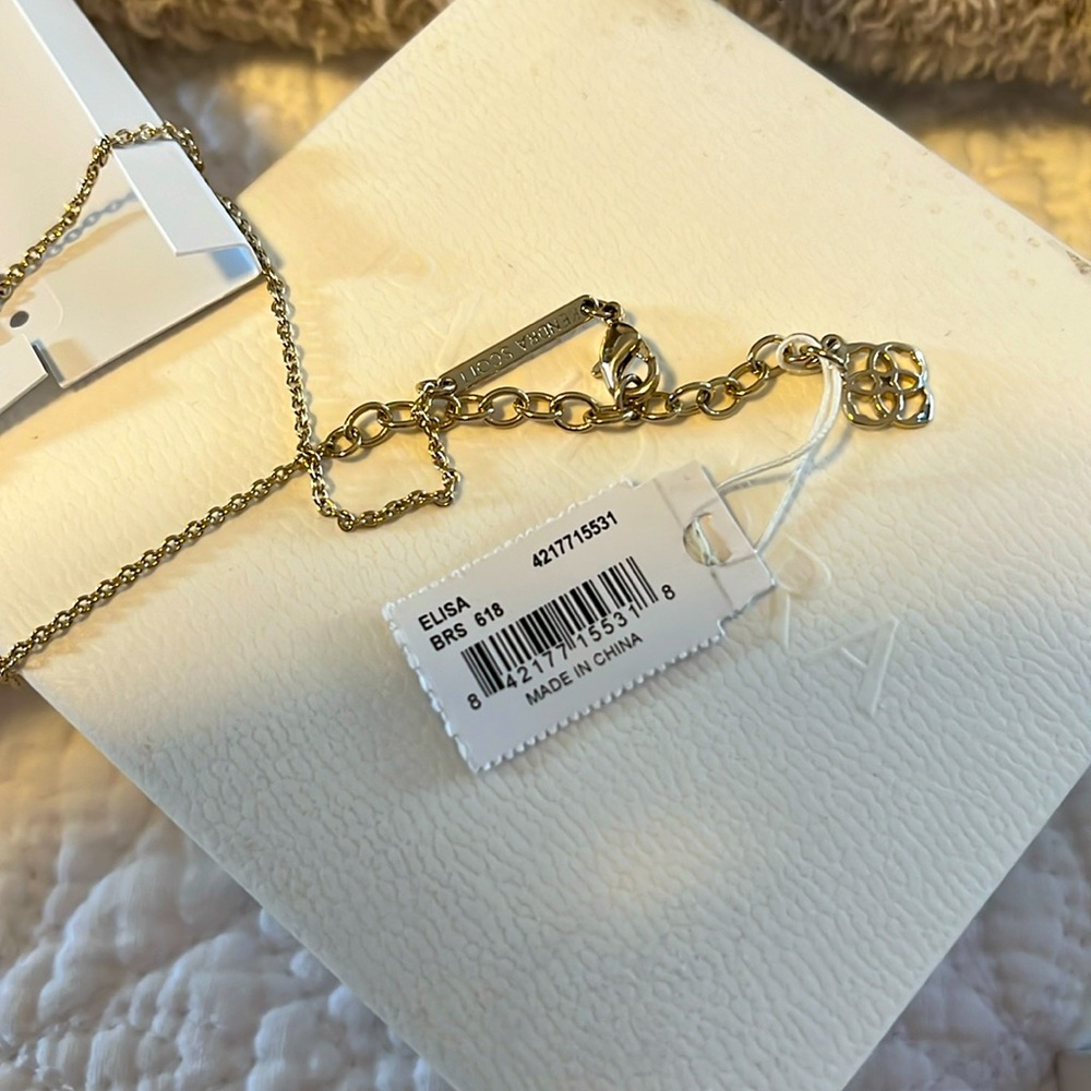 Necklace berry color gold tone like new Elisa LIKE NEW in package - Picture 7 of 9